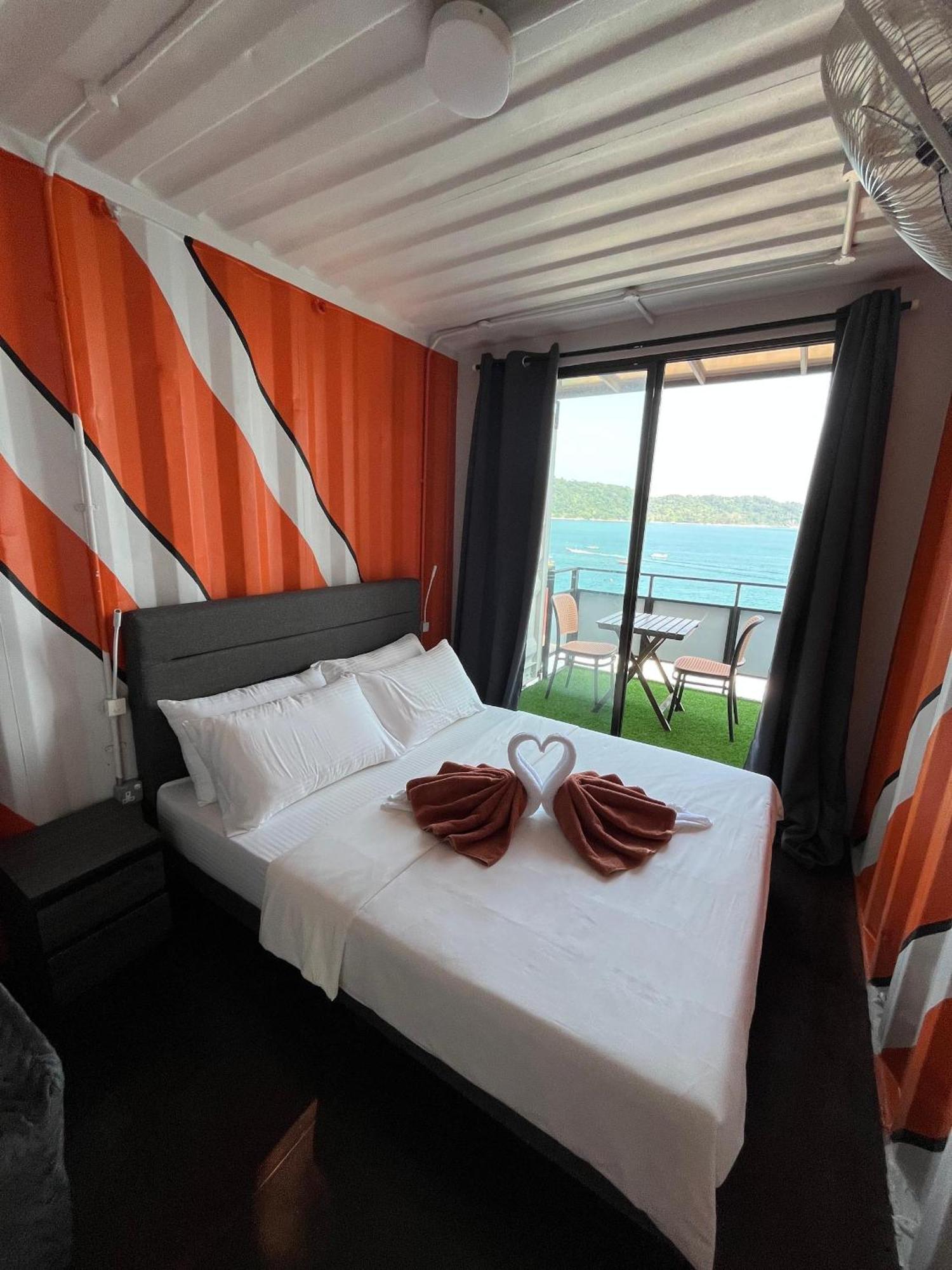 Perhentian Nemo Chalet Kampong Pasir Hantu Exteriör bild