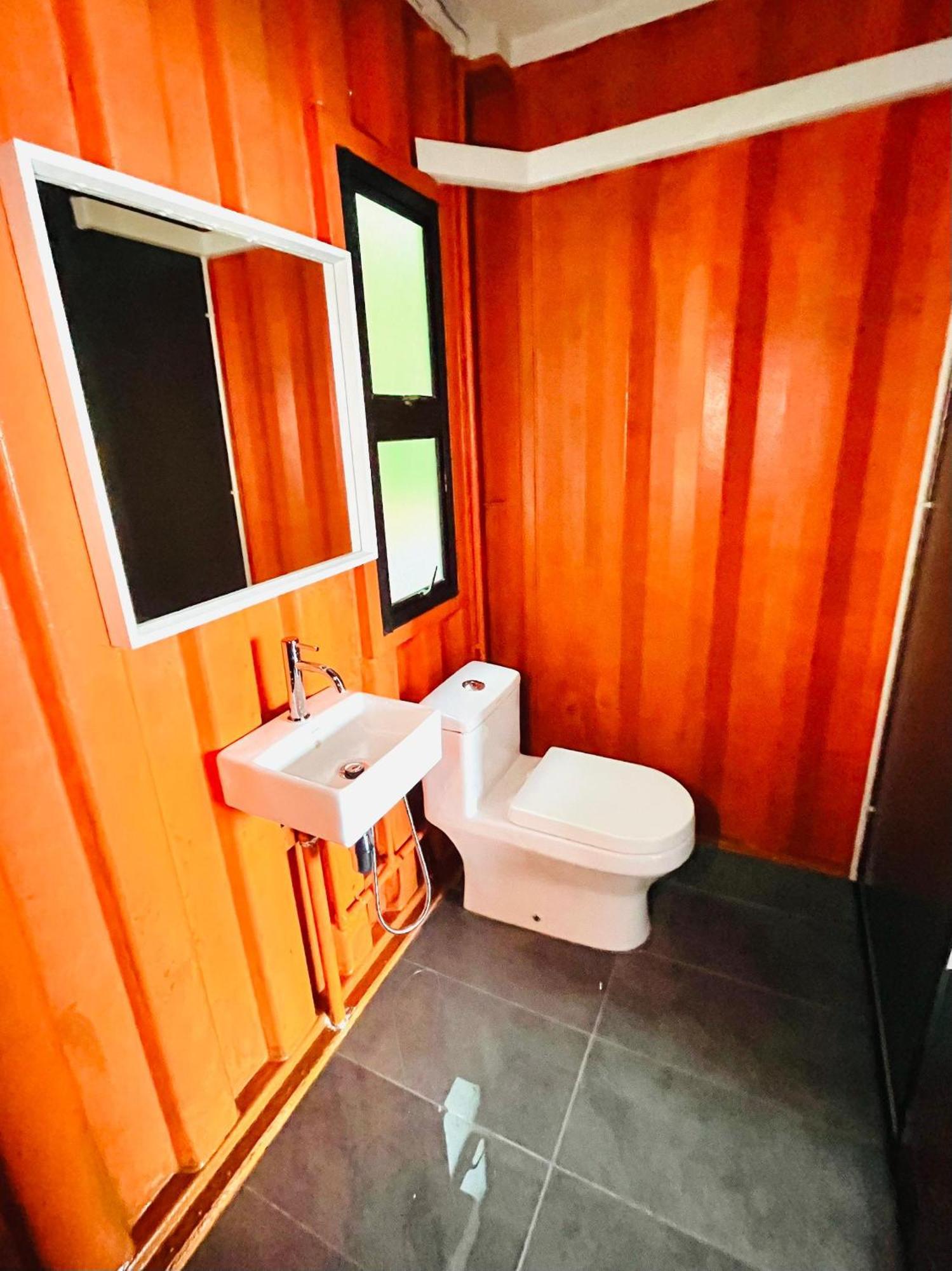 Perhentian Nemo Chalet Kampong Pasir Hantu Exteriör bild