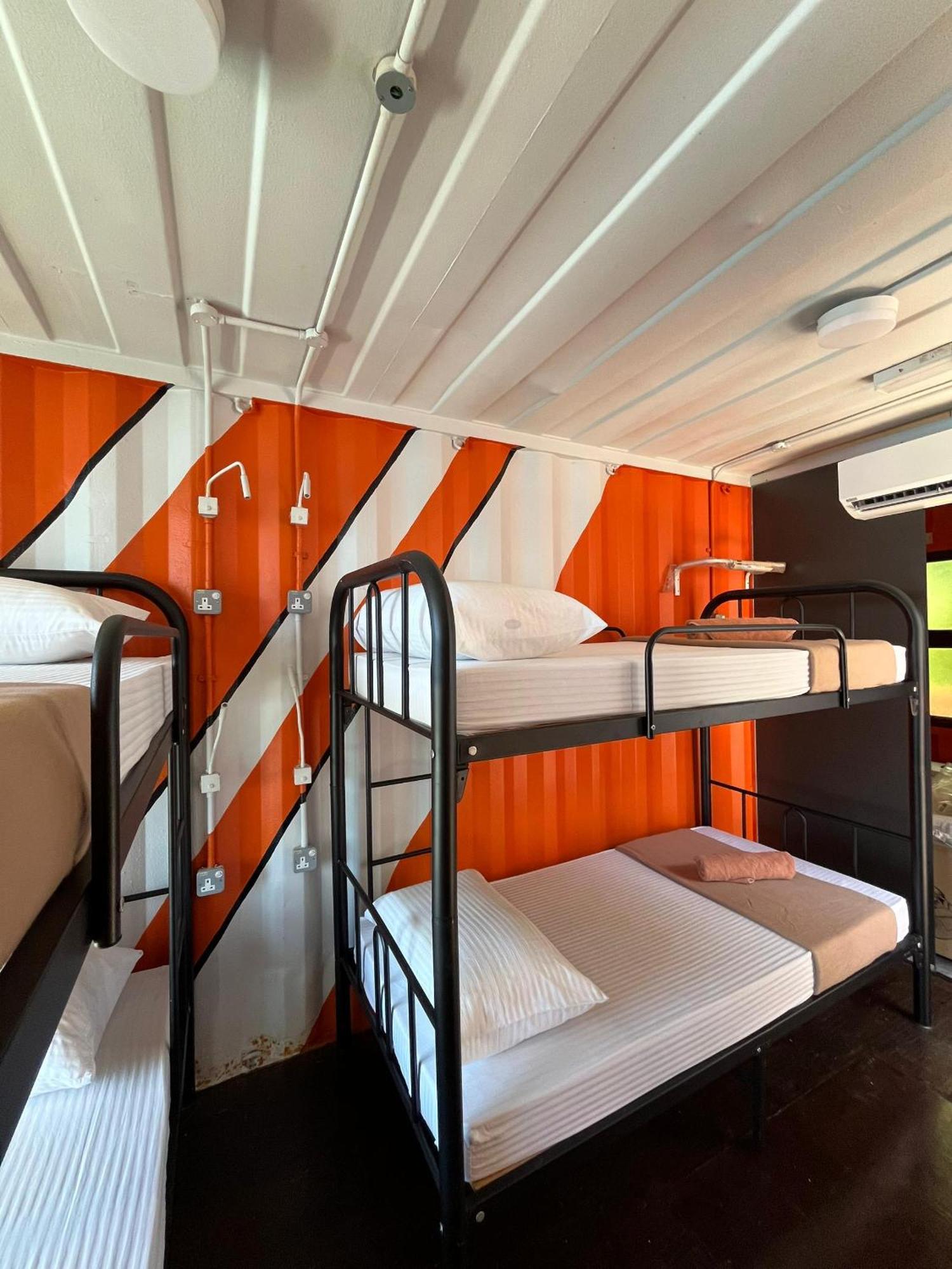 Perhentian Nemo Chalet Kampong Pasir Hantu Exteriör bild
